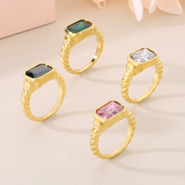 European and American cross-border stainless steel square glass rings, women's light luxury tide, European and American retro color rings, hand jewelry in stock - Image 3