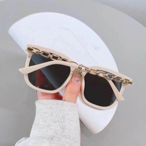 High-end sunglasses women's face small 2023 new chain leg star sunglasses big face thin black - Image 3