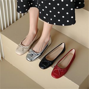 Bow sheepskin little red shoes new versatile square toe soft sole red flat women's shoes leather pumps low heels
