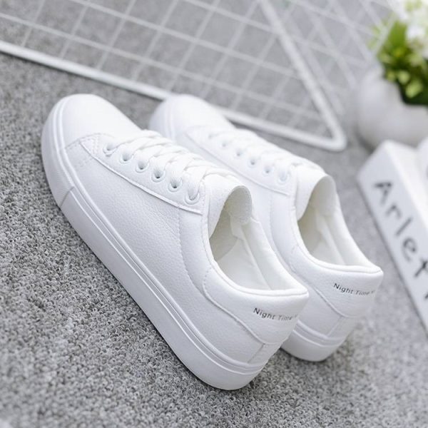 Lace-up pedals, women's shoes, summer new white shoes, student flat shoes, casual Korean version autumn shoes, lightweight spring and autumn shoes