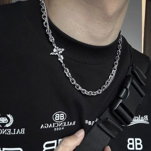 Europe and the United States dissolve dark cross necklace men's high-end titanium steel clavicle chain boys ruffian accessories hip-hop trend