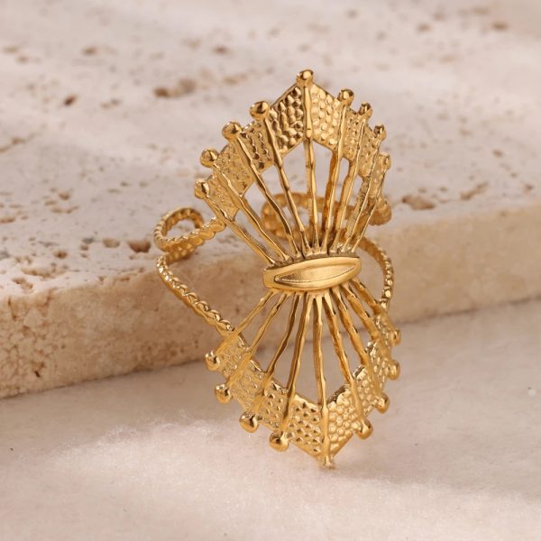 European and American 18K gold stainless steel fashion lip flower ring, women's niche light luxury, high-end sense does not fade open - Image 2