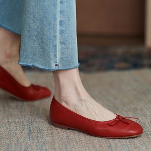 Bow sheepskin little red shoes new versatile square toe soft sole red flat women's shoes leather pumps low heels