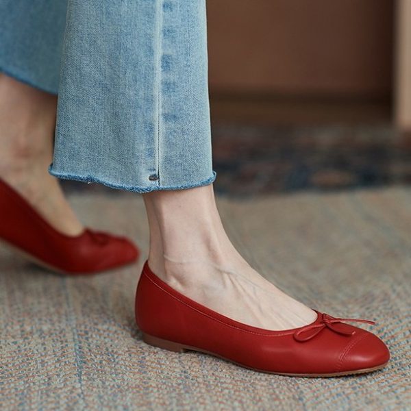 Bow sheepskin little red shoes new versatile square toe soft sole red flat women's shoes leather pumps low heels - Image 3