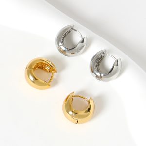 French vintage slim earrings, female niche temperament, water drop earrings, cold wind, exquisite metal earrings, earrings