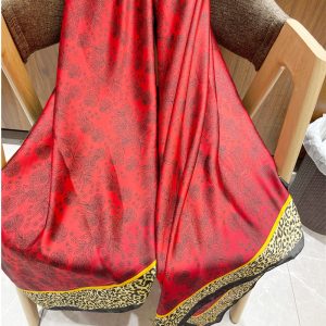 2022 new spring brocade silk scarf high-end European version of artificial silk scarf women's scarf shawl live supply