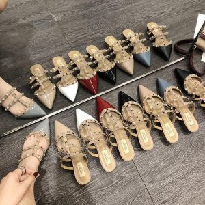 Mueller lazy drag flat shoes orange pointed toe slippers women wear toe leather V family studded shoes 2022 new