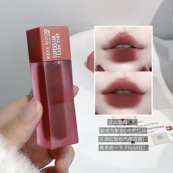 kekeMood cloud mud velvet matte matte lip glaze lip clay is not easy to stick to the cup, student party pseudo plain makeup, white lipstick