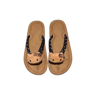 Hello kitty flip-flops women's summer wear clip foot seaside beach anti-slip soft-soled sandals 2025 new model