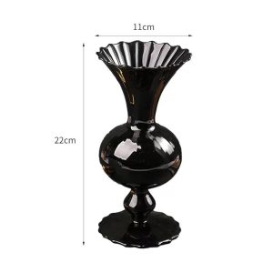 Xiaohongshu explosive simple medieval black glass vase vase living room dining table high-end decorative ornaments