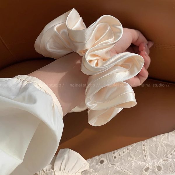 Pearlescent bud large intestine hair ring ~ high-quality satin balls head tie ponytail hair rope 2025 spring new head rope - Image 2