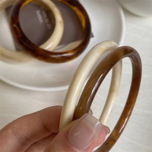 Korea Dongdaemun personality cold wind bracelet women's minimalist chic acrylic marble vintage bracelet