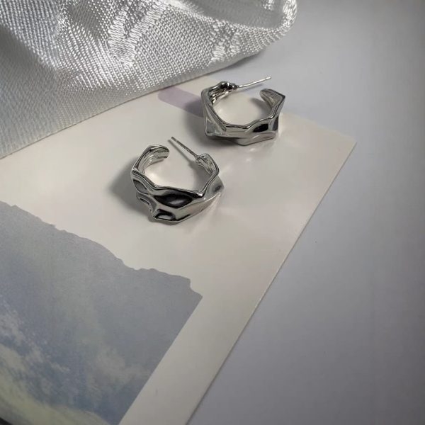 Foot silver 990 irregular pleated earrings fashion retro French stud earrings simple design sense temperament fashion earrings - Image 2