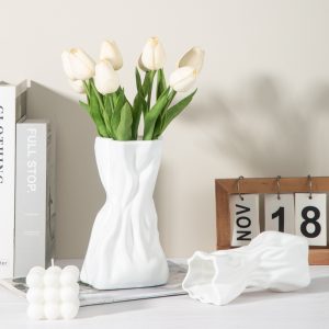Plastic imitation ceramic entrance decorations, ornaments, living room, office, TV, chest of drawers, home vases, vases, vases