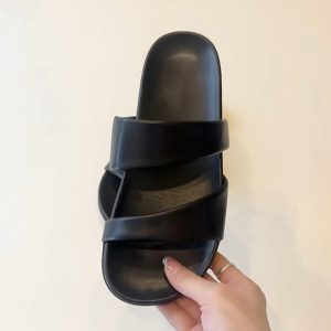 Sheepskin version ~ Korean version of round toe thick-soled sandals for women to wear 2025 summer open-toed beach casual slippers