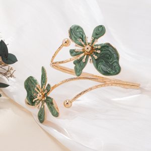 European and American cross-border elegance and simplicity, fresh and sweet design, gold enamel glaze craft flower open bracelet