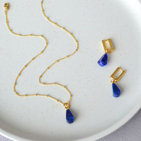 French niche, simple, light luxury, high-quality, three-dimensional geometric lapis lazuli, green agate pendant, brass gold-plated necklace women